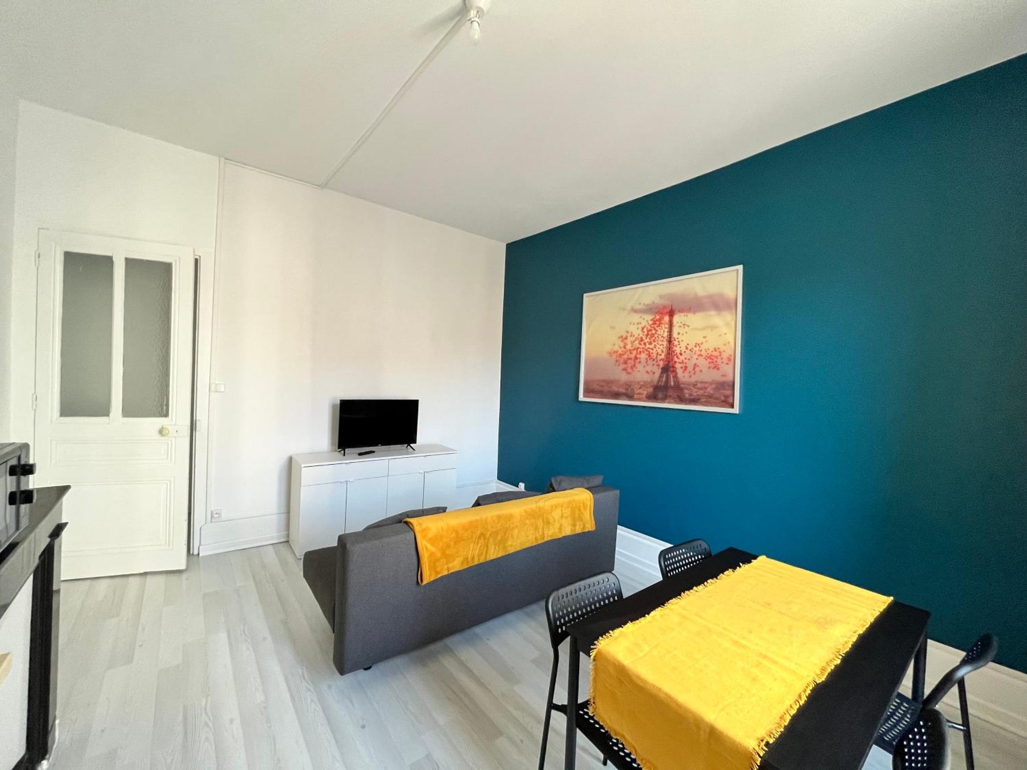 سانت إتيان Appartement Le Boheme - Proche Centre Ville Et Gare St Etienne المظهر الخارجي الصورة